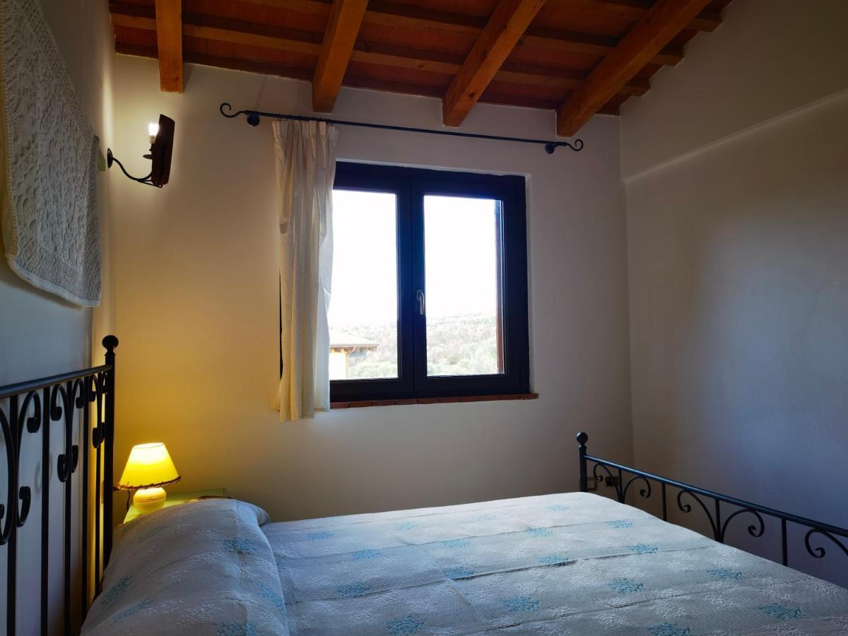 La Corte Degli Ulivi - Albergo Rurale Tresnuraghes Dış mekan fotoğraf