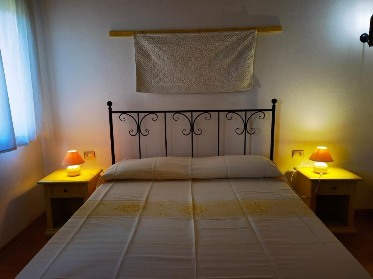 La Corte Degli Ulivi - Albergo Rurale Tresnuraghes Dış mekan fotoğraf